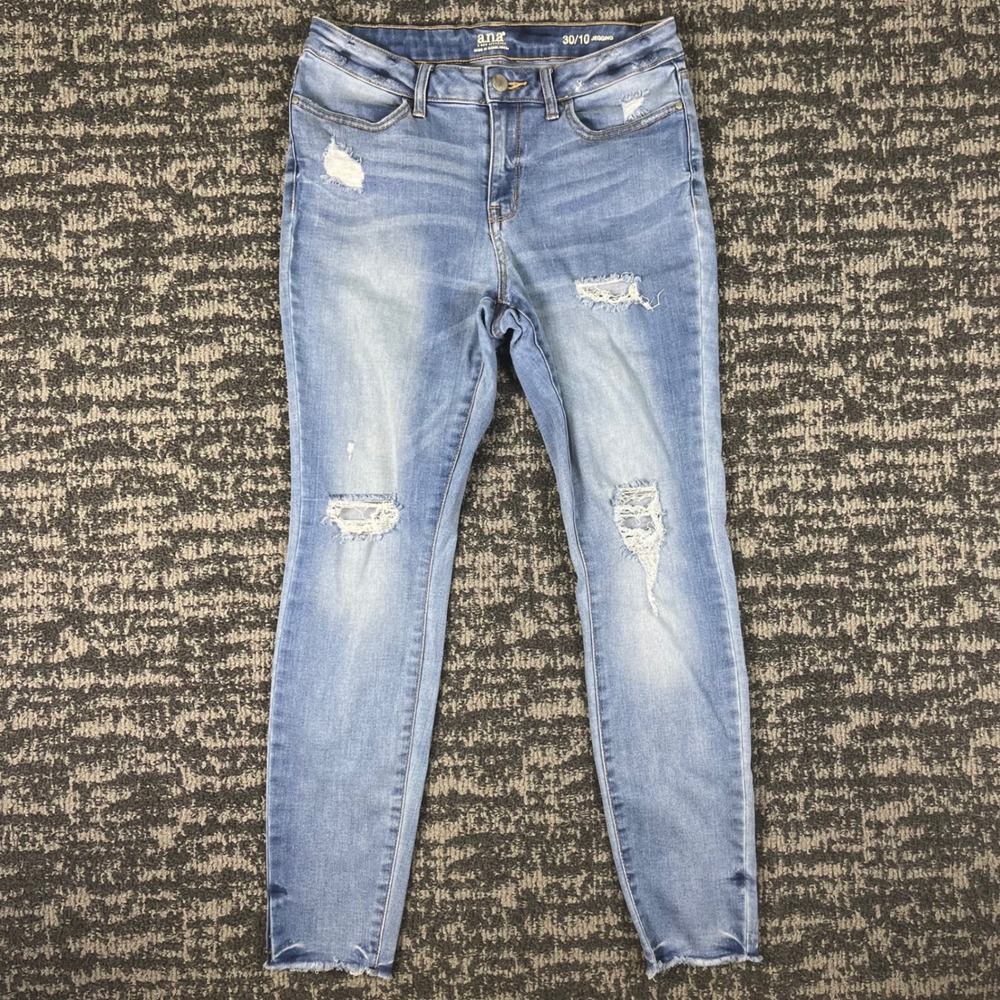 a.n.a Jegging Womens 30/10 Light Wash Distressed Raw Hem Skinny Jeans